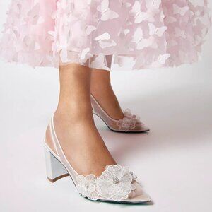 NEW Betsey Johnson Petra Slingback - Ivory - Size 7